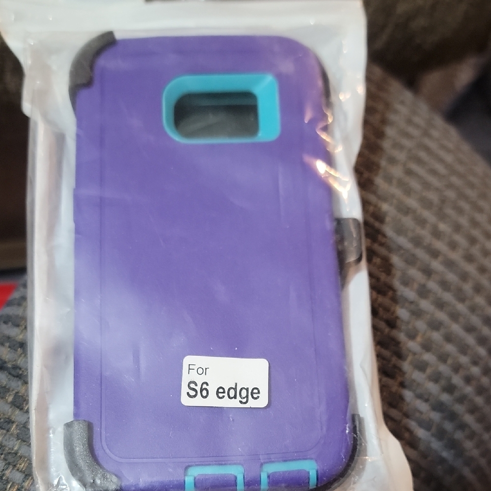 Samsung S6 Edge Purple and Black Case